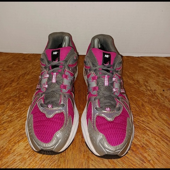 New Balance Shoes - New Balance 769 Susan Komen Cancer Edition Running Shoes Women 10 Pink Silver
